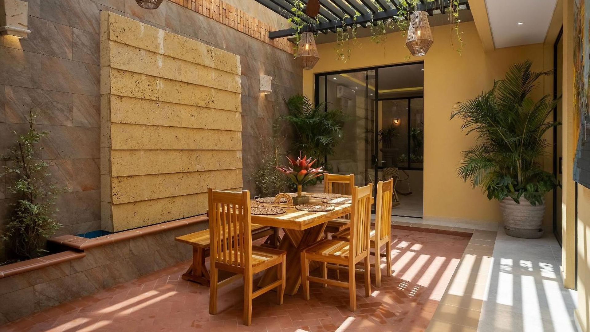 Casa Maguey – Refugio Tropical En El Centro De Сasa de vacaciones