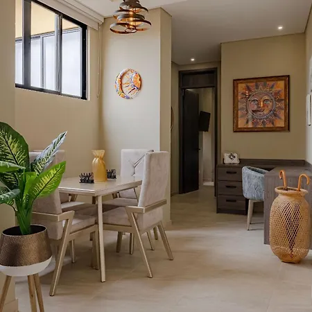 Casa Maguey – Refugio Tropical En El Centro De Сasa de vacaciones